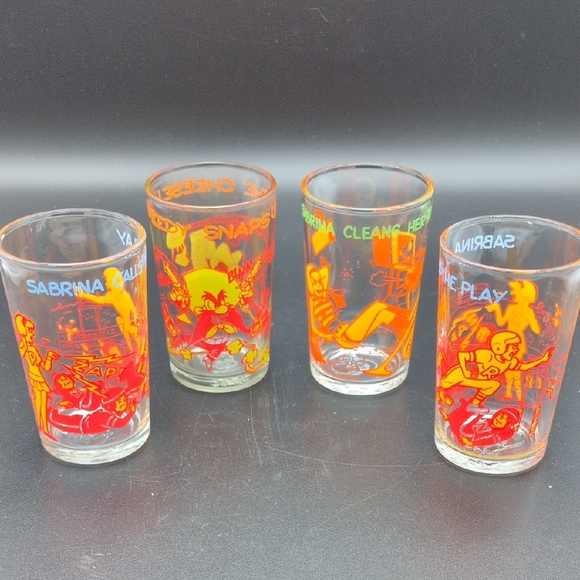 Colorful Cartoon Character Glass Set - Picture 1 of 12